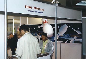 Pan Petira na �esk�m st�nku STROJ-SPORT