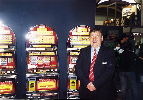 Pan Rauner z firmy ERREL a JvH s novým VHP ROYAL RUNNER